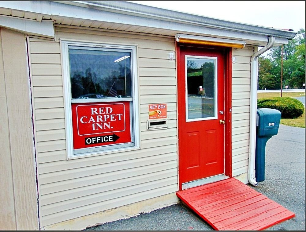 Red Carpet Inn Duncannon New Buffalo Exterior foto